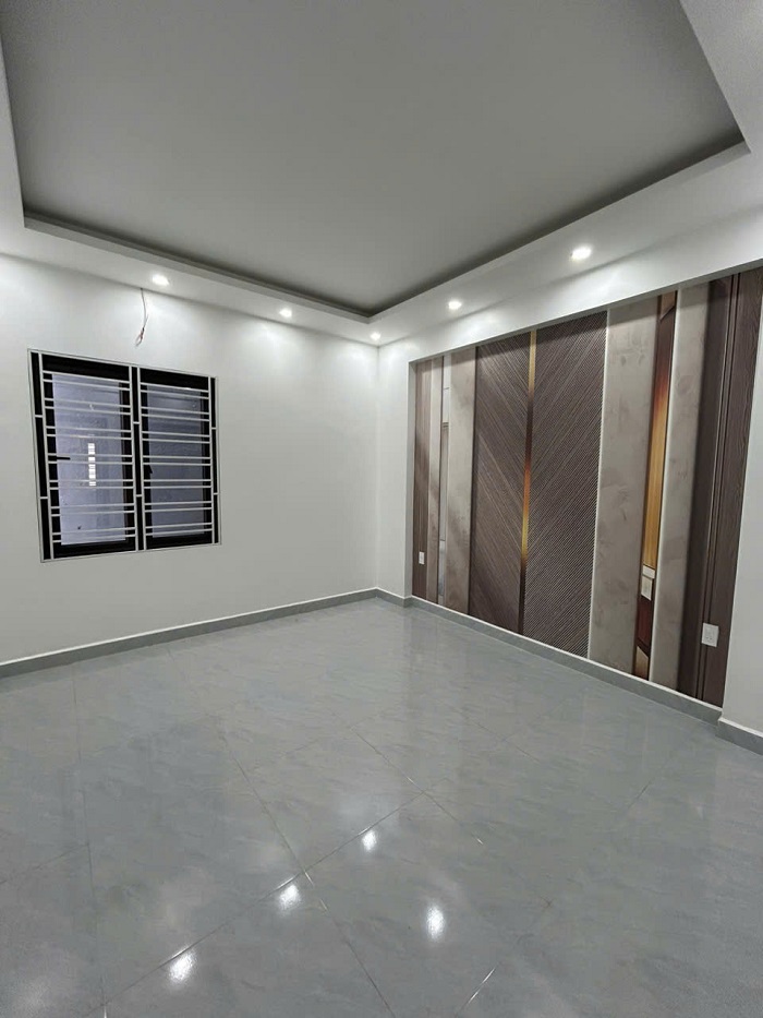 BÁN NHÀ 4 TẦNG THIÊN LÔI – Ô TÔ VÀO TẬN CỬA – GIÁ TỐT NHẤT KHU VỰC!